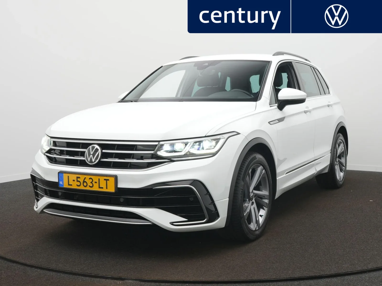 Volkswagen Tiguan (2021) — foto 1