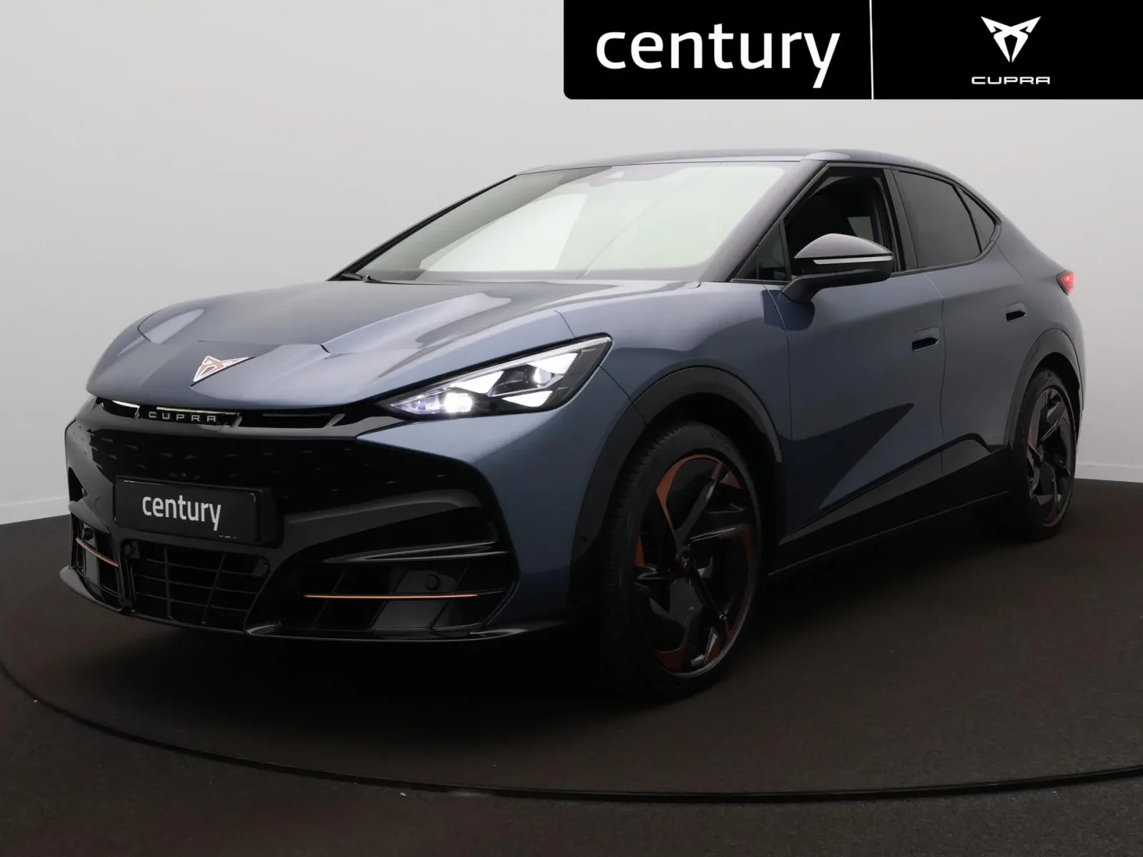 CUPRA Tavascan (2025) — foto 1