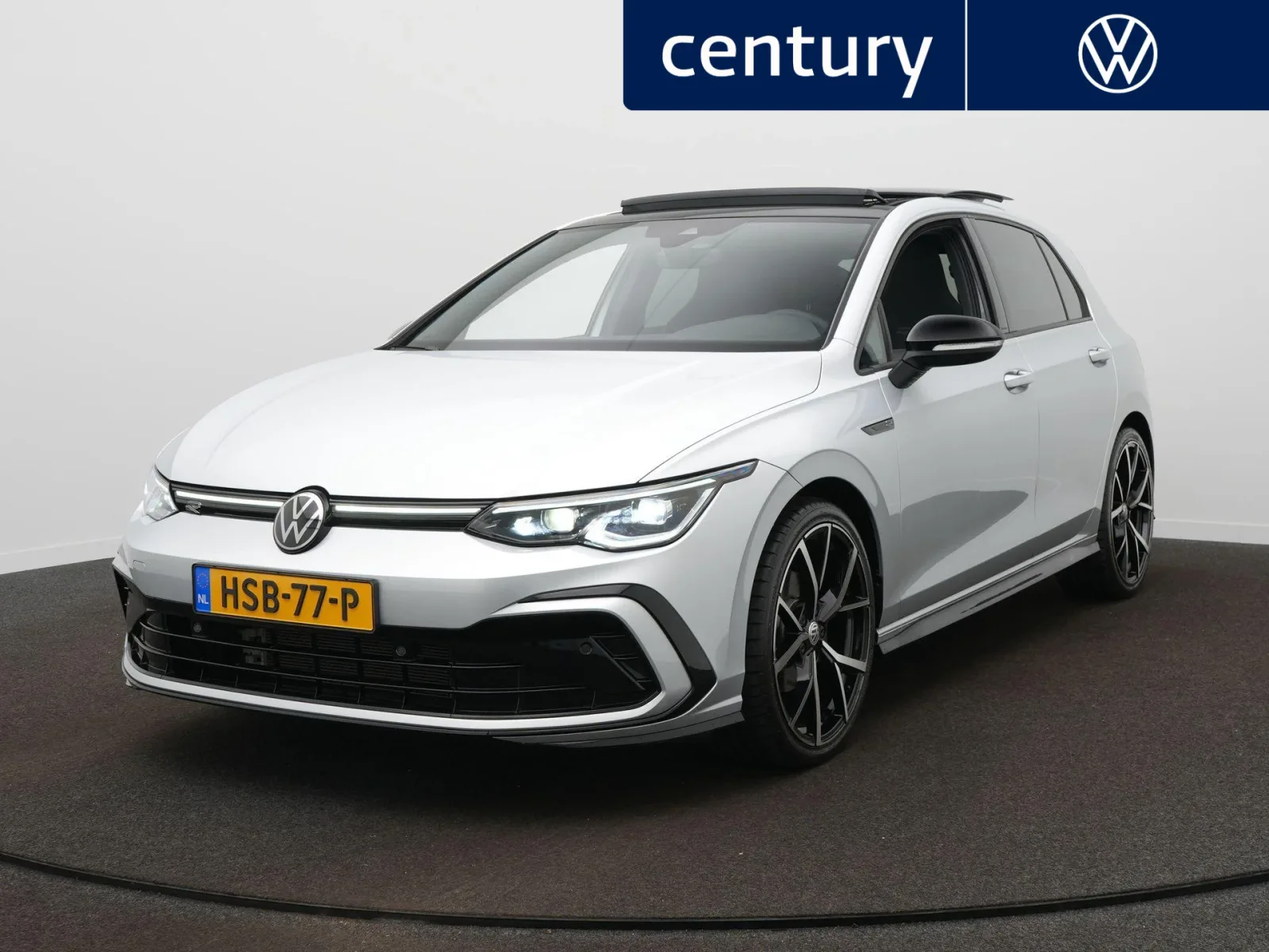 Volkswagen Golf (2024) — foto 1