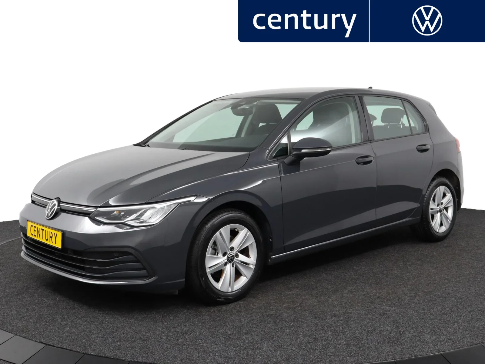Volkswagen Golf (2021) — foto 1