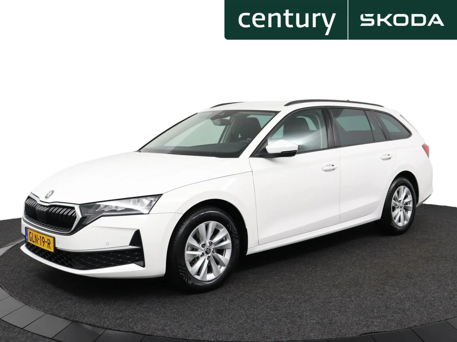 Škoda Octavia (2024) — foto 1