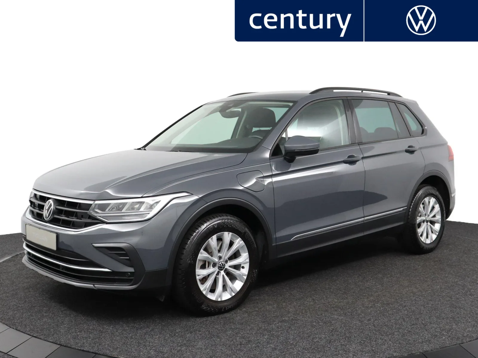Volkswagen Tiguan (2022) — foto 1