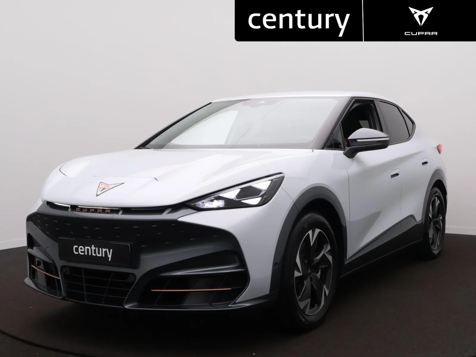 CUPRA Tavascan (2025) — foto 1