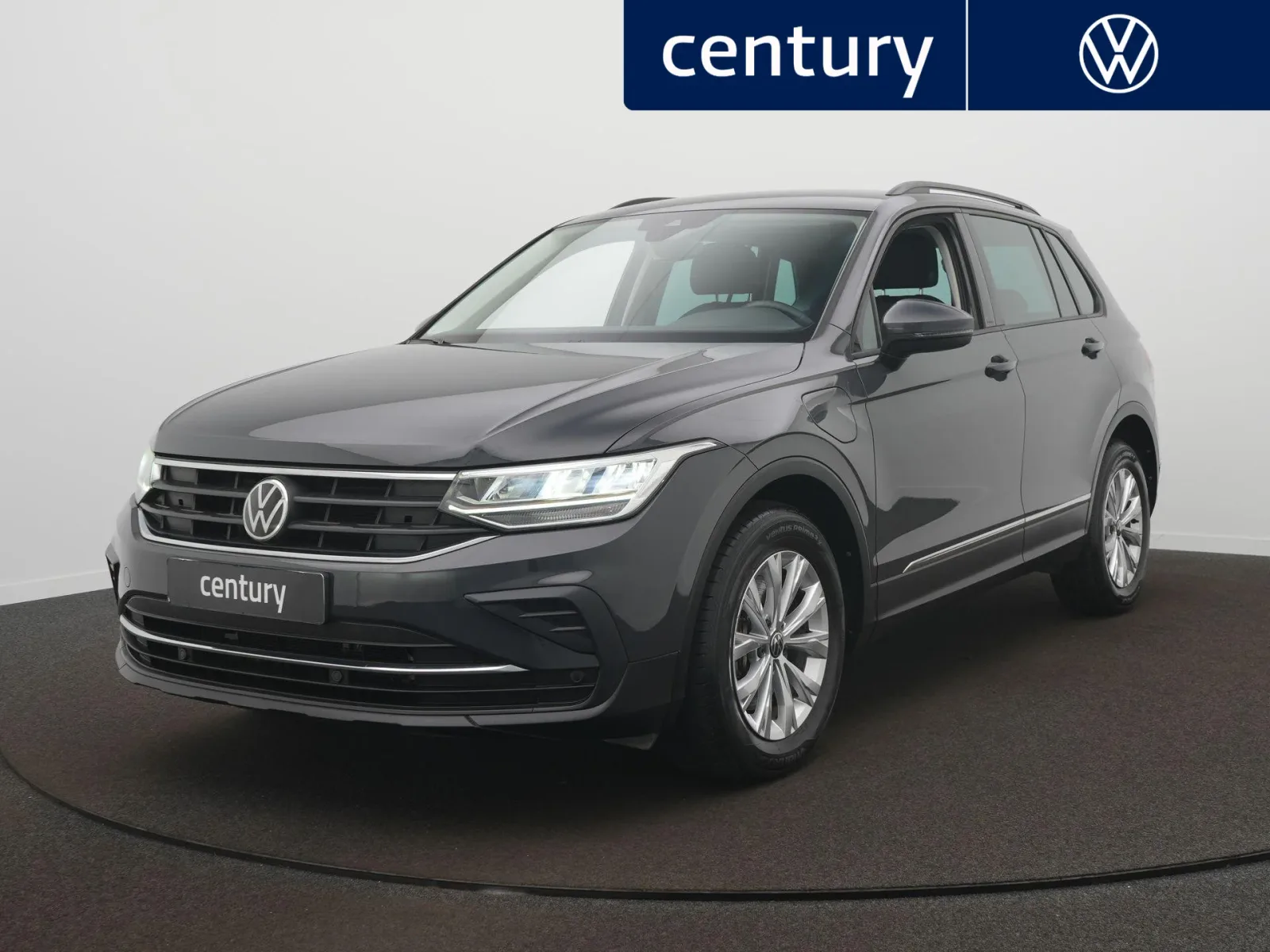 Volkswagen Tiguan (2021) — foto 1