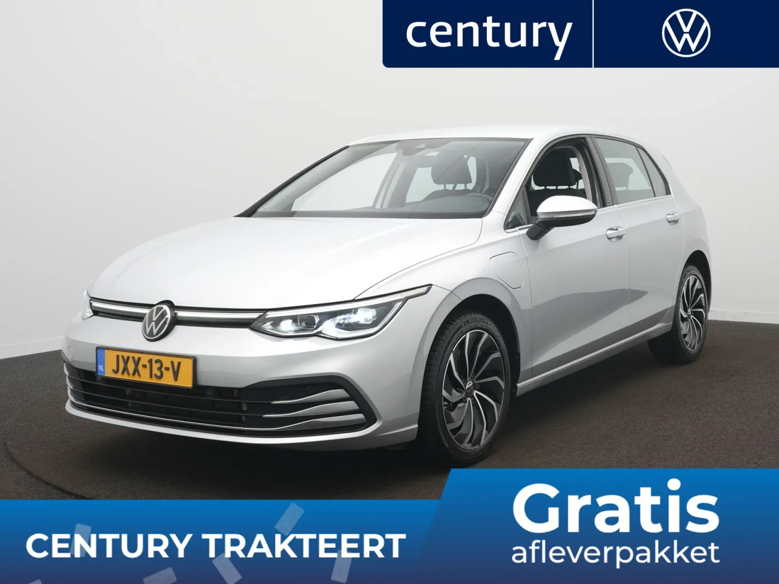 Volkswagen Golf (2022) — foto 1