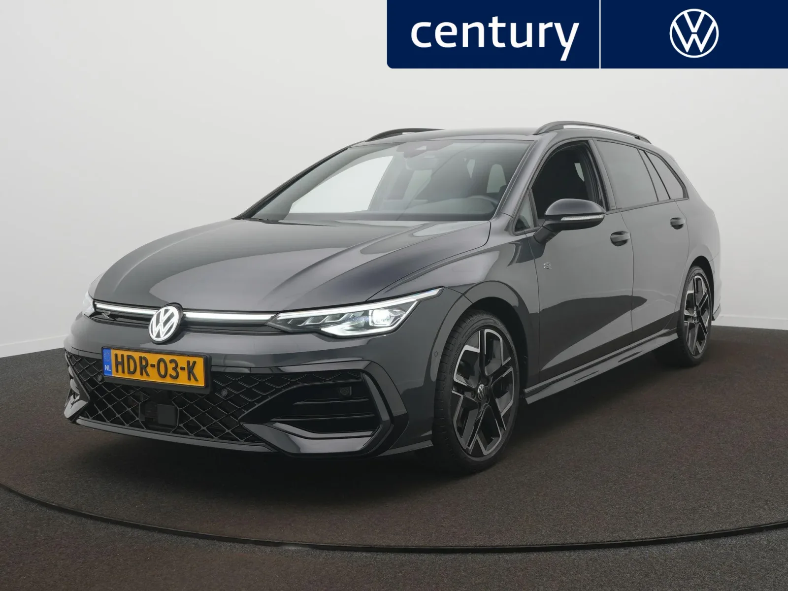 Volkswagen Golf (2025) — foto 1