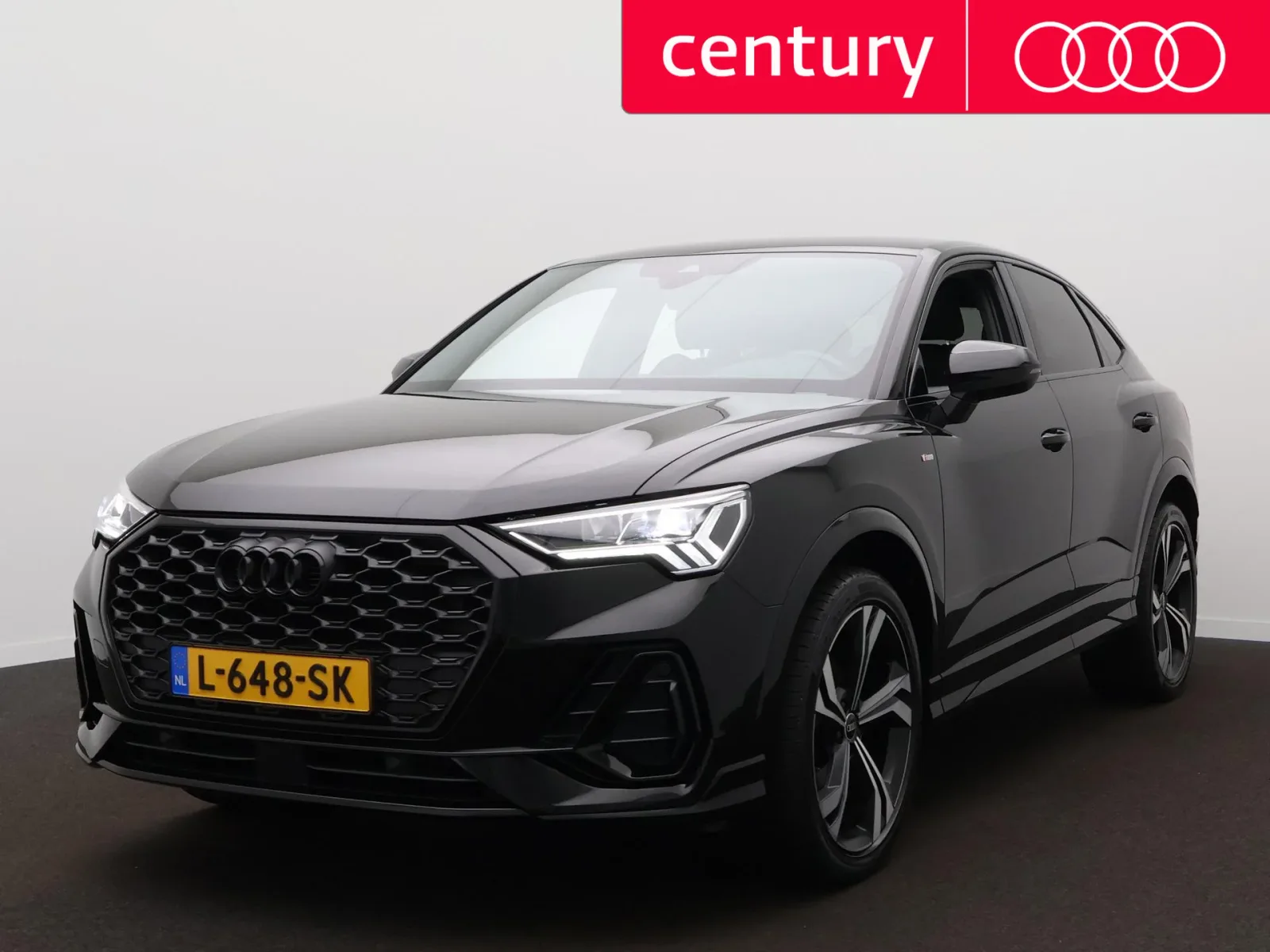 Audi Q3 Sportback (2020) — foto 1