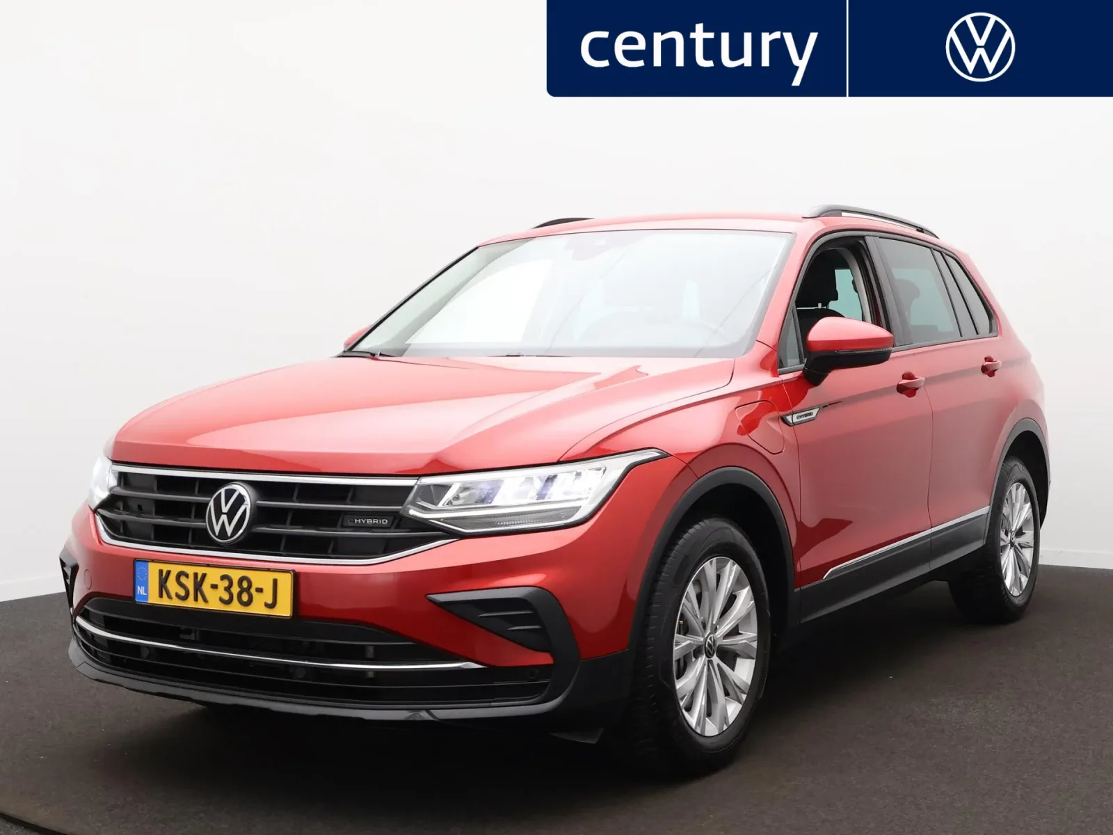 Volkswagen Tiguan (2023) — foto 1