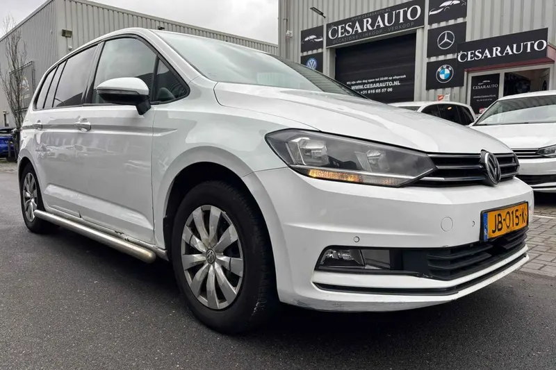 Volkswagen Touran (2016)