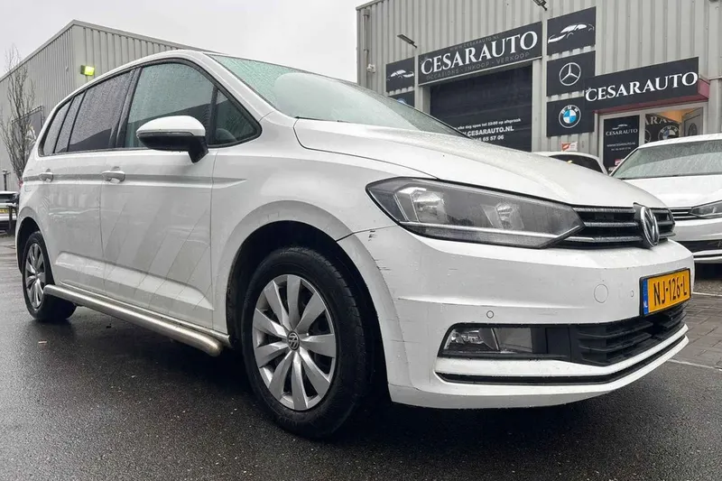 Volkswagen Touran (2017)