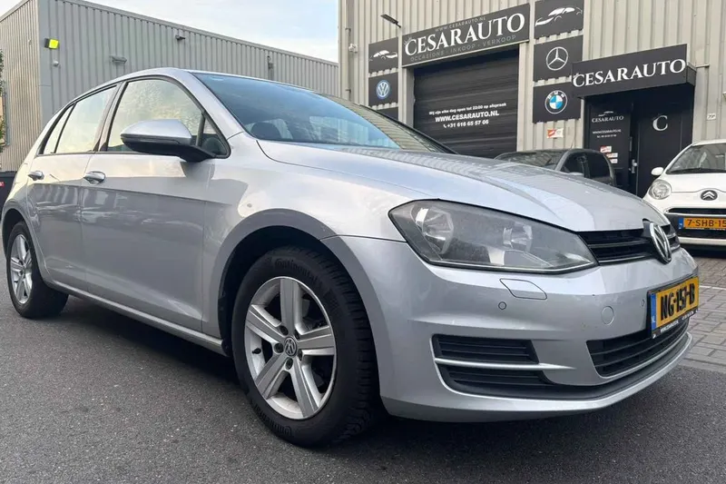 Volkswagen Golf (2014)