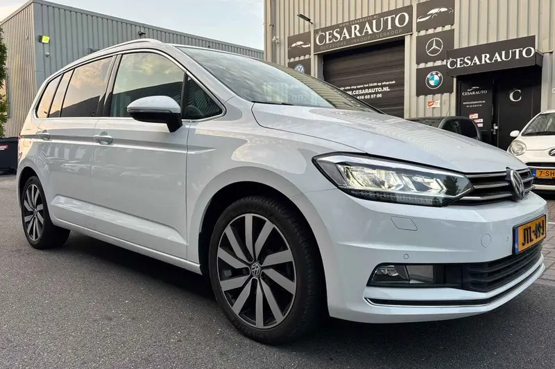 Volkswagen Touran (2016)