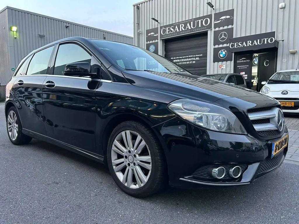 Mercedes-Benz B-Klasse (2012) — foto 1