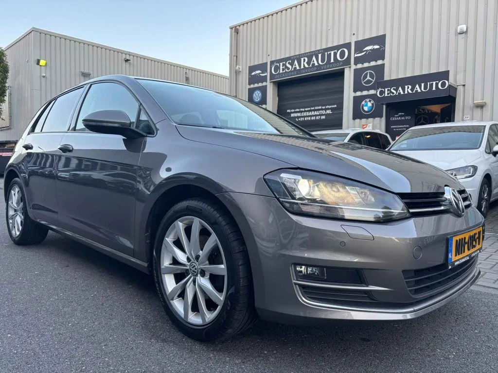 Volkswagen Golf (2016) — foto 1