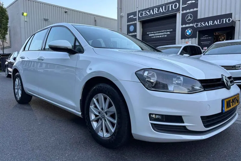 Volkswagen Golf (2016)