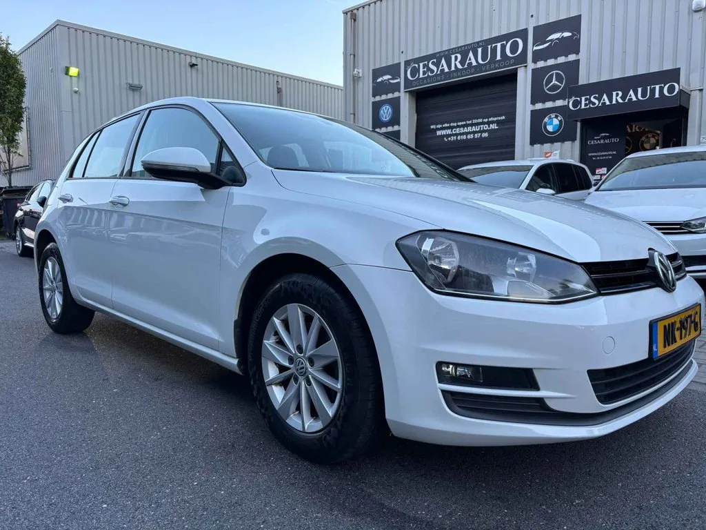 Volkswagen Golf (2016) — foto 1