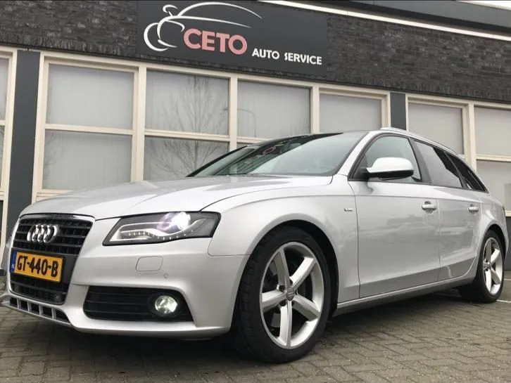 Audi A4 (2010) — foto 1