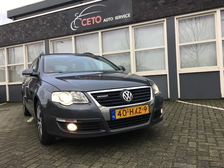 Volkswagen Passat (2009) — foto 1