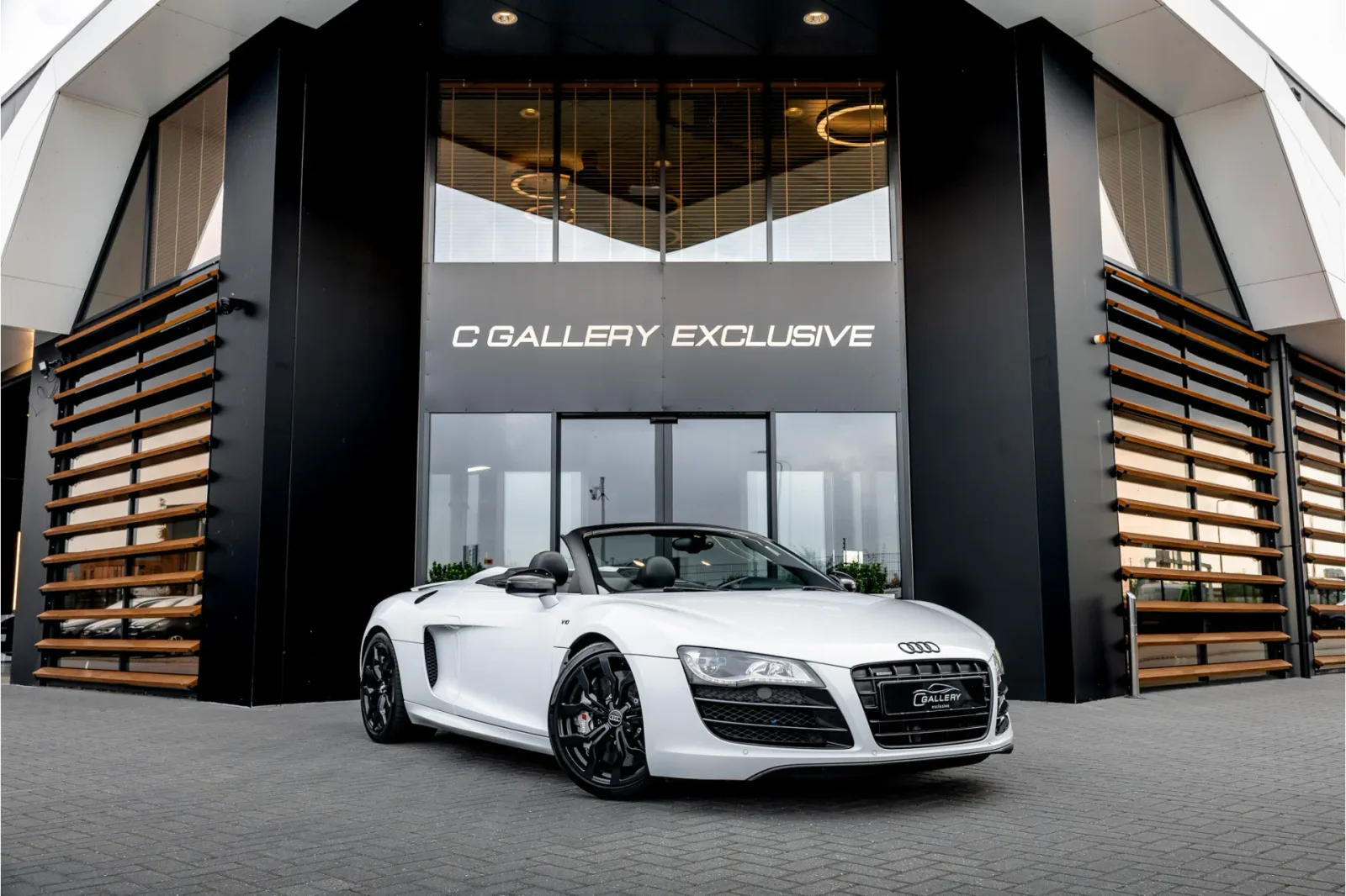 Audi R8 (2012) — foto 1