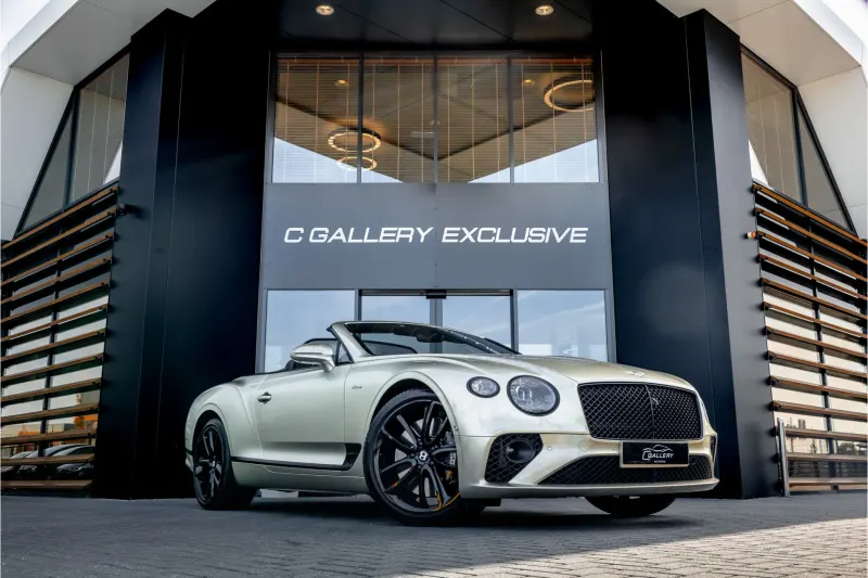 Bentley Continental GTC (2023)