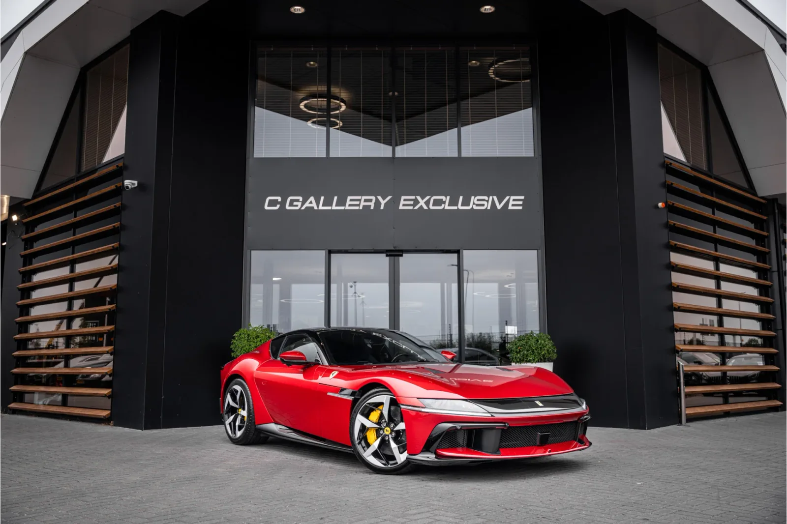 Ferrari 12Cilindri (2025) — foto 1