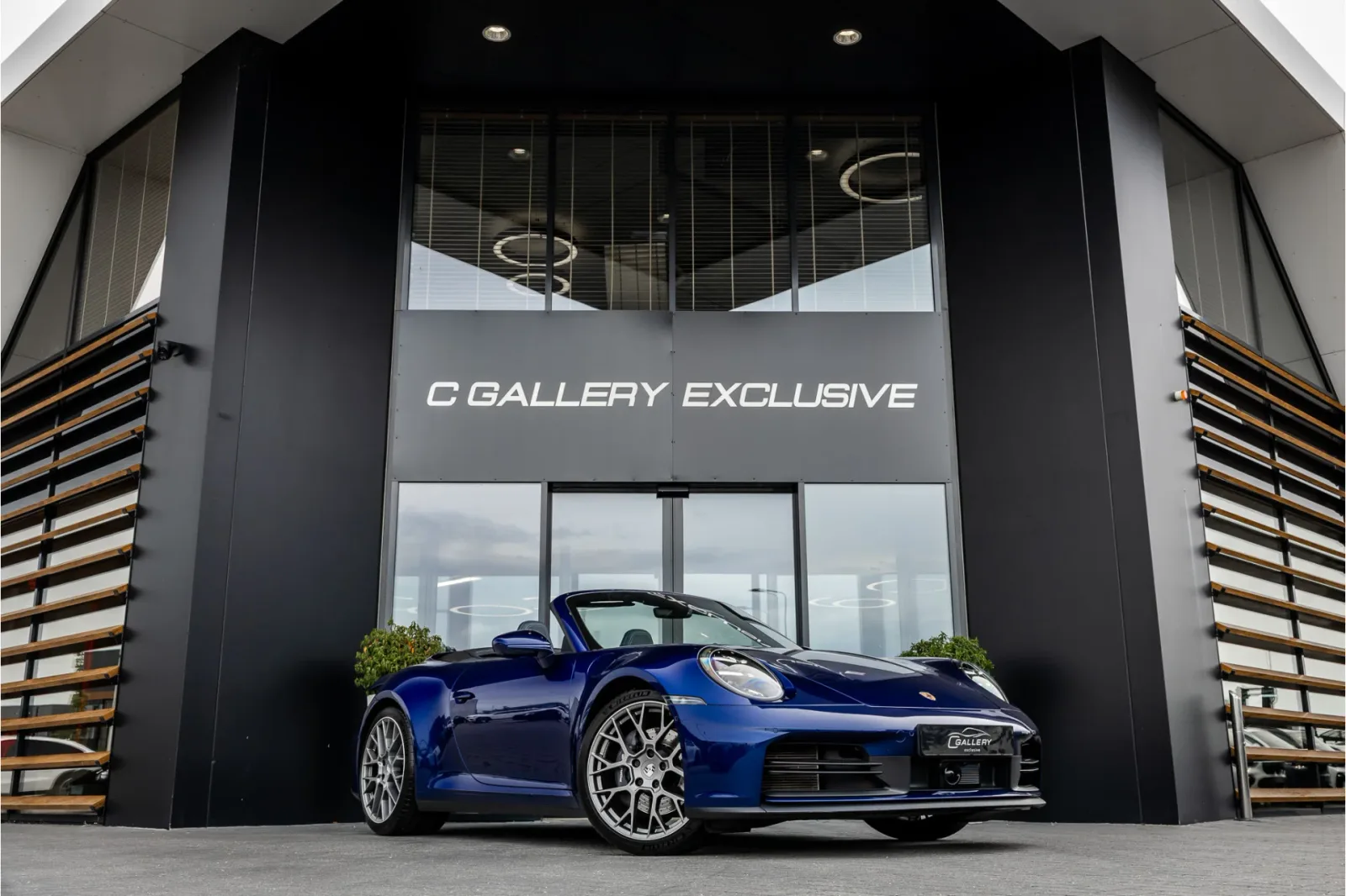 Porsche 911 (2025) — foto 1
