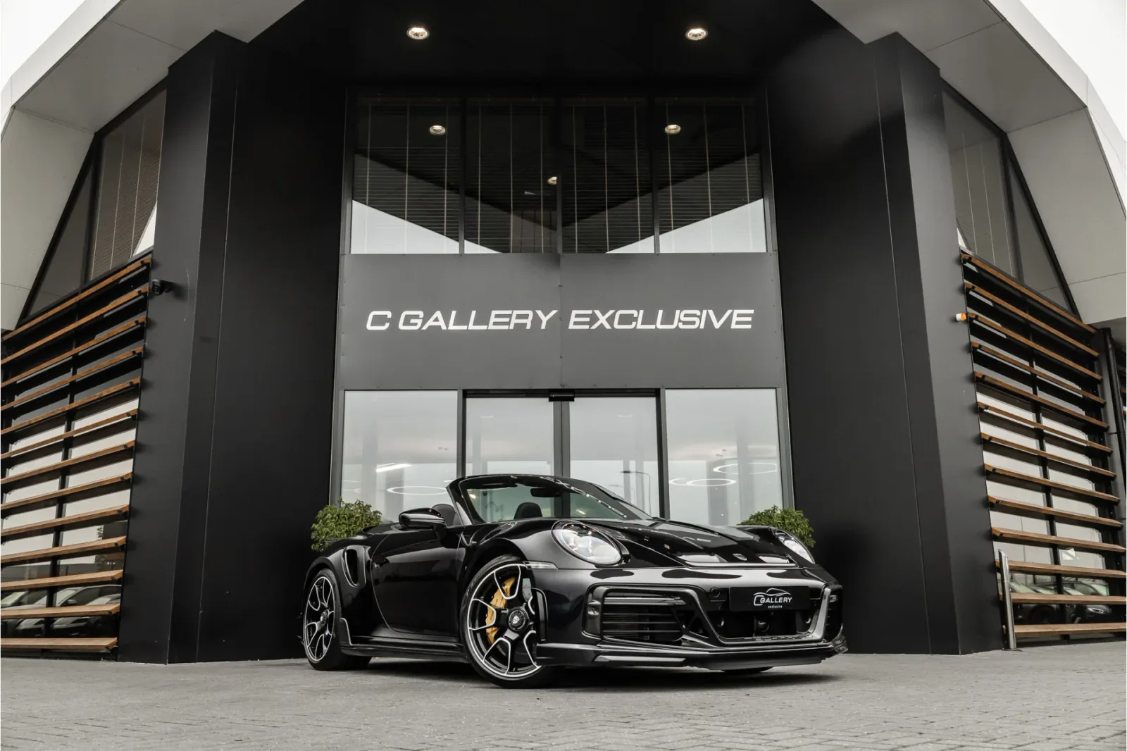 Porsche 911 (2020) — foto 1