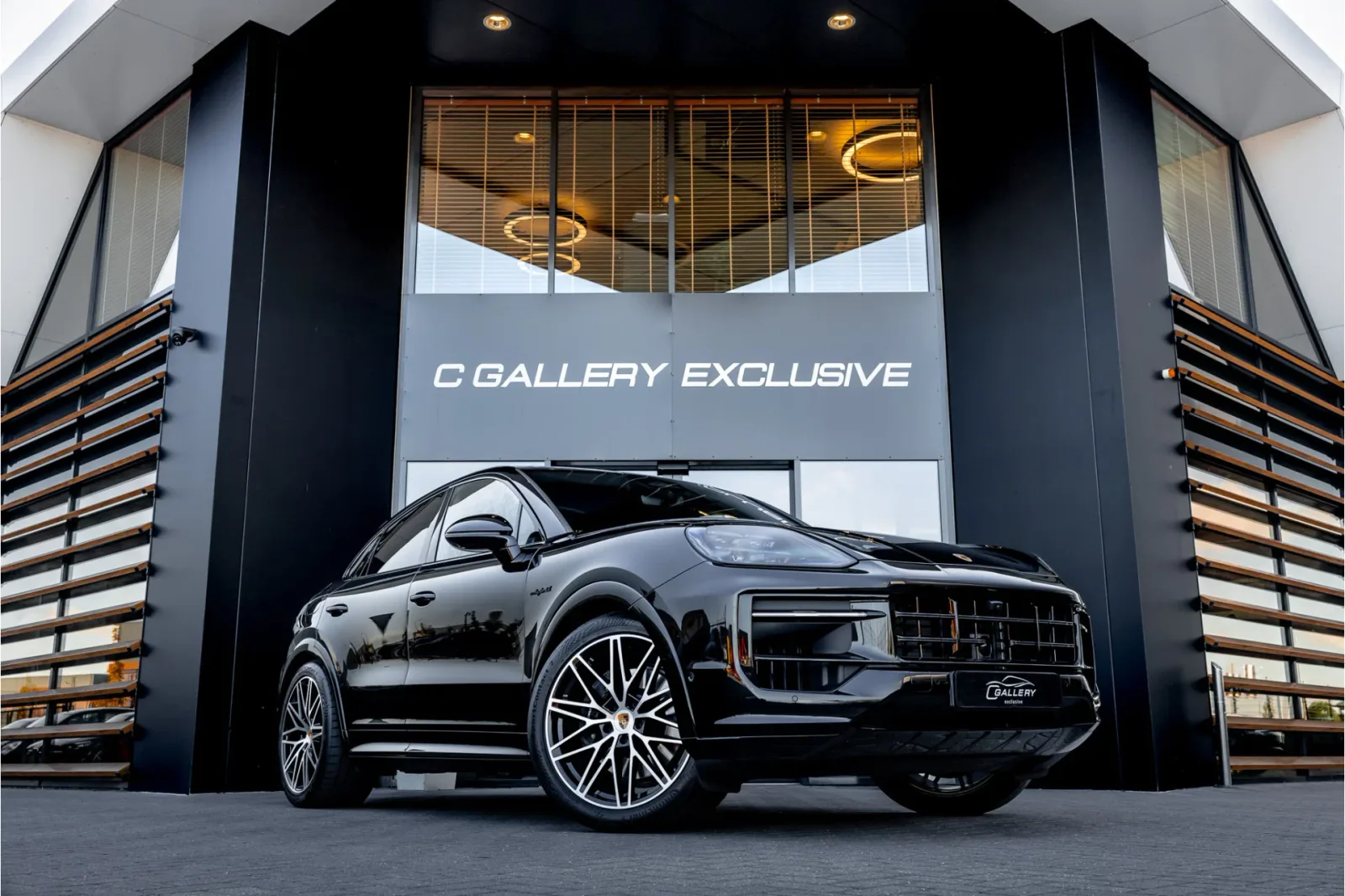 Porsche Cayenne Coupé (2026) — foto 1