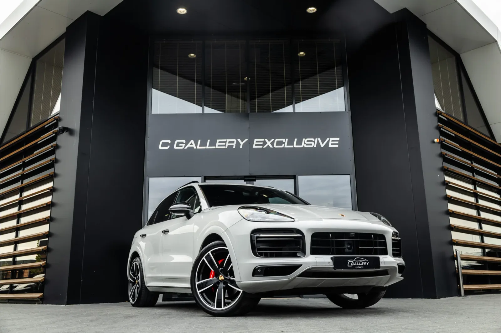Porsche Cayenne (2021) — foto 1