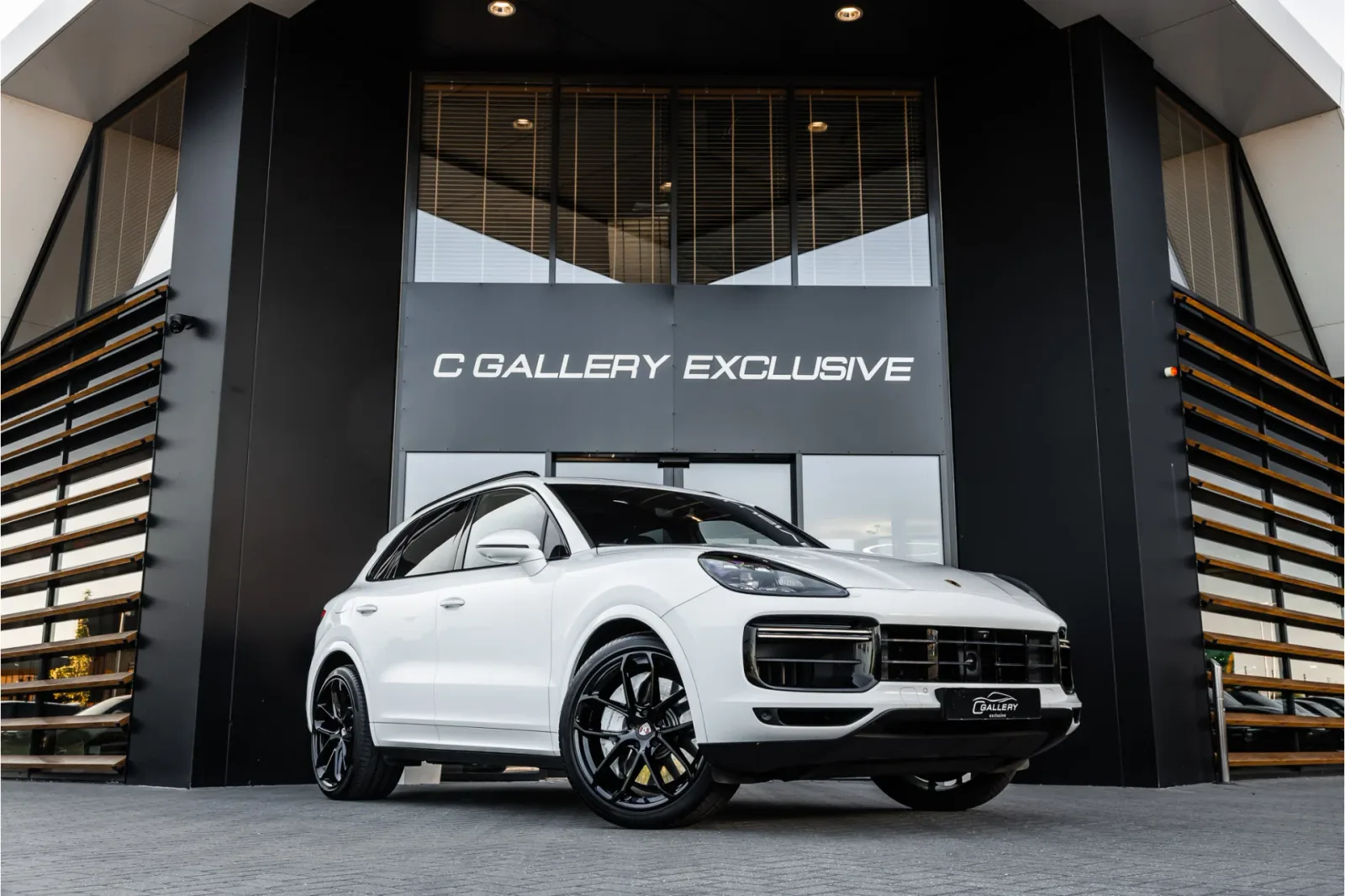 Porsche Cayenne (2018) — foto 1