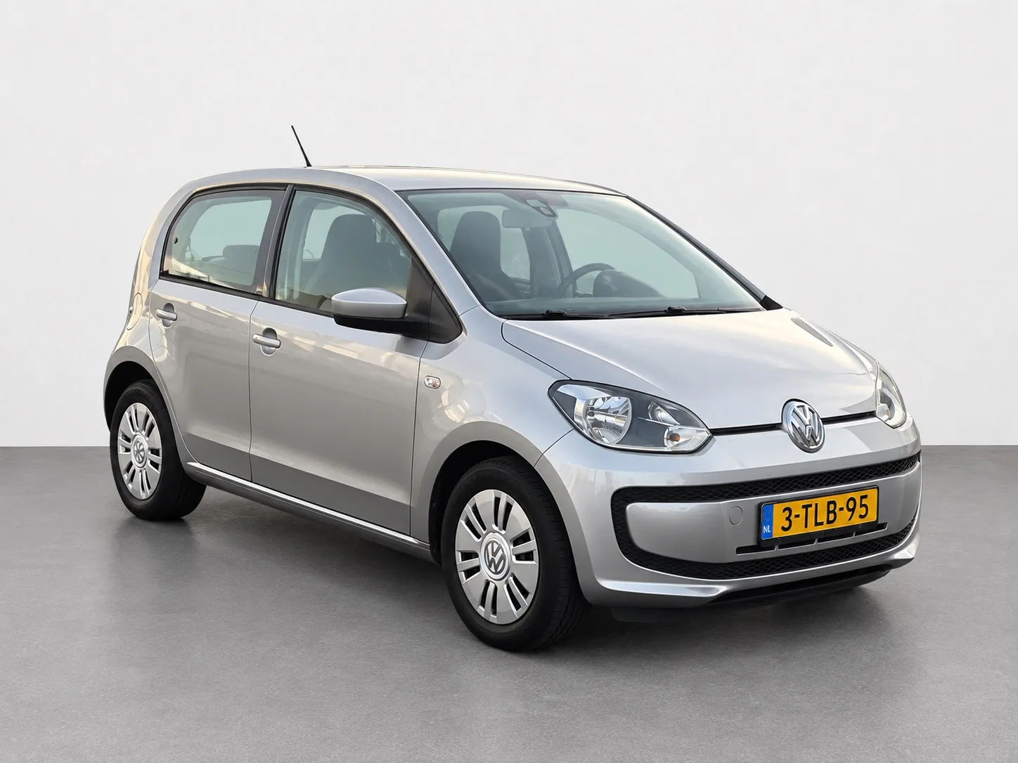 Volkswagen Up! (2014) — foto 1