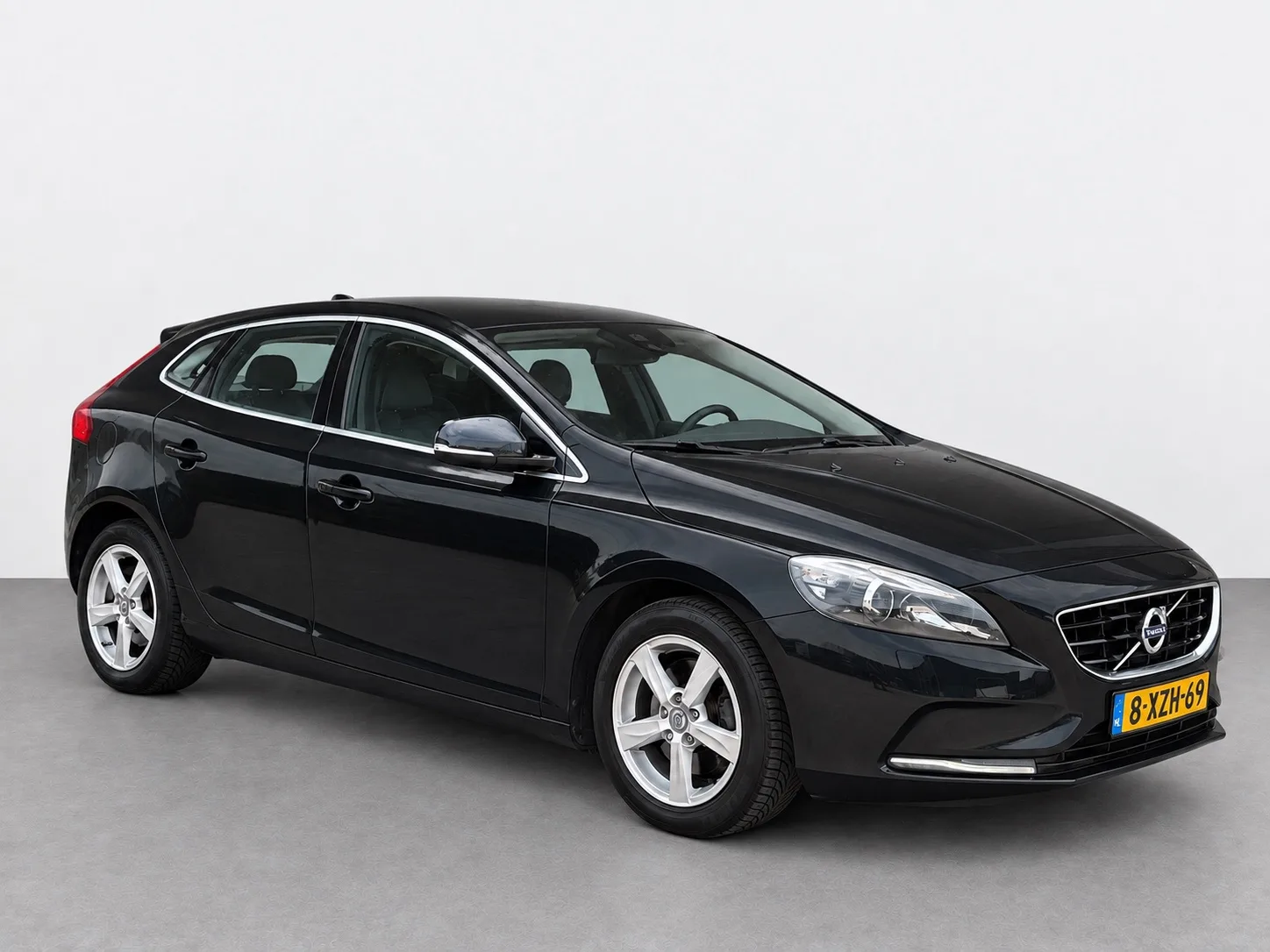 Volvo V40 (2014) — foto 1
