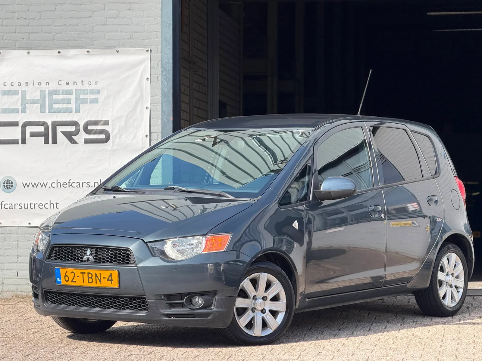 Mitsubishi Colt (2011) — foto 1