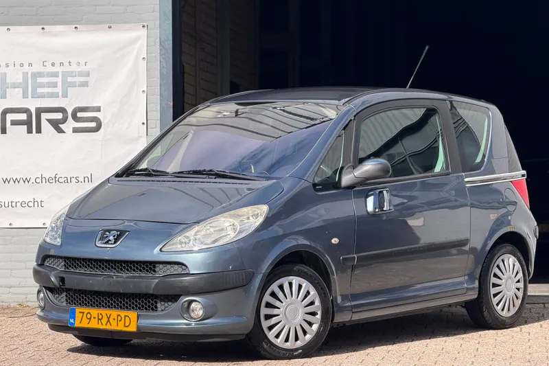 Peugeot 1007 (2005)