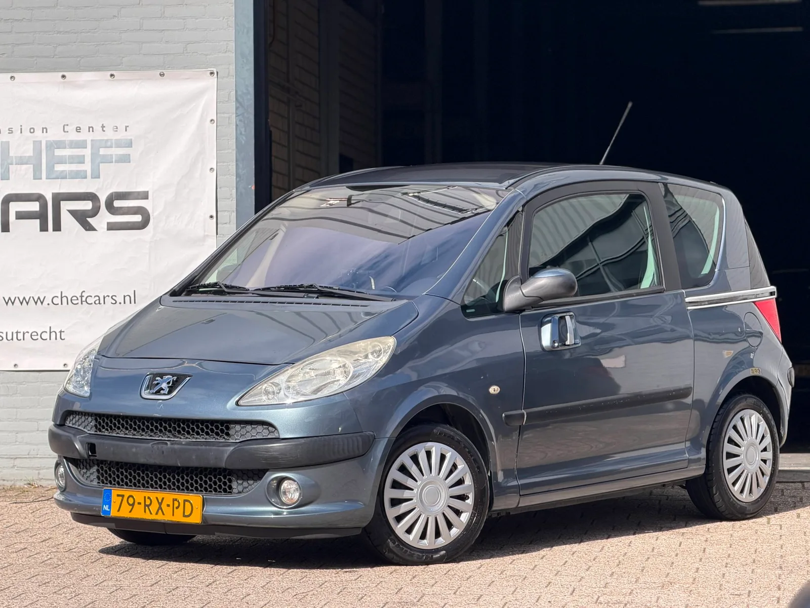 Peugeot 1007 (2005) — foto 1