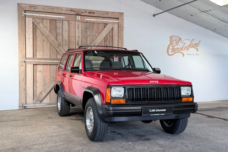 Jeep Cherokee (1996)