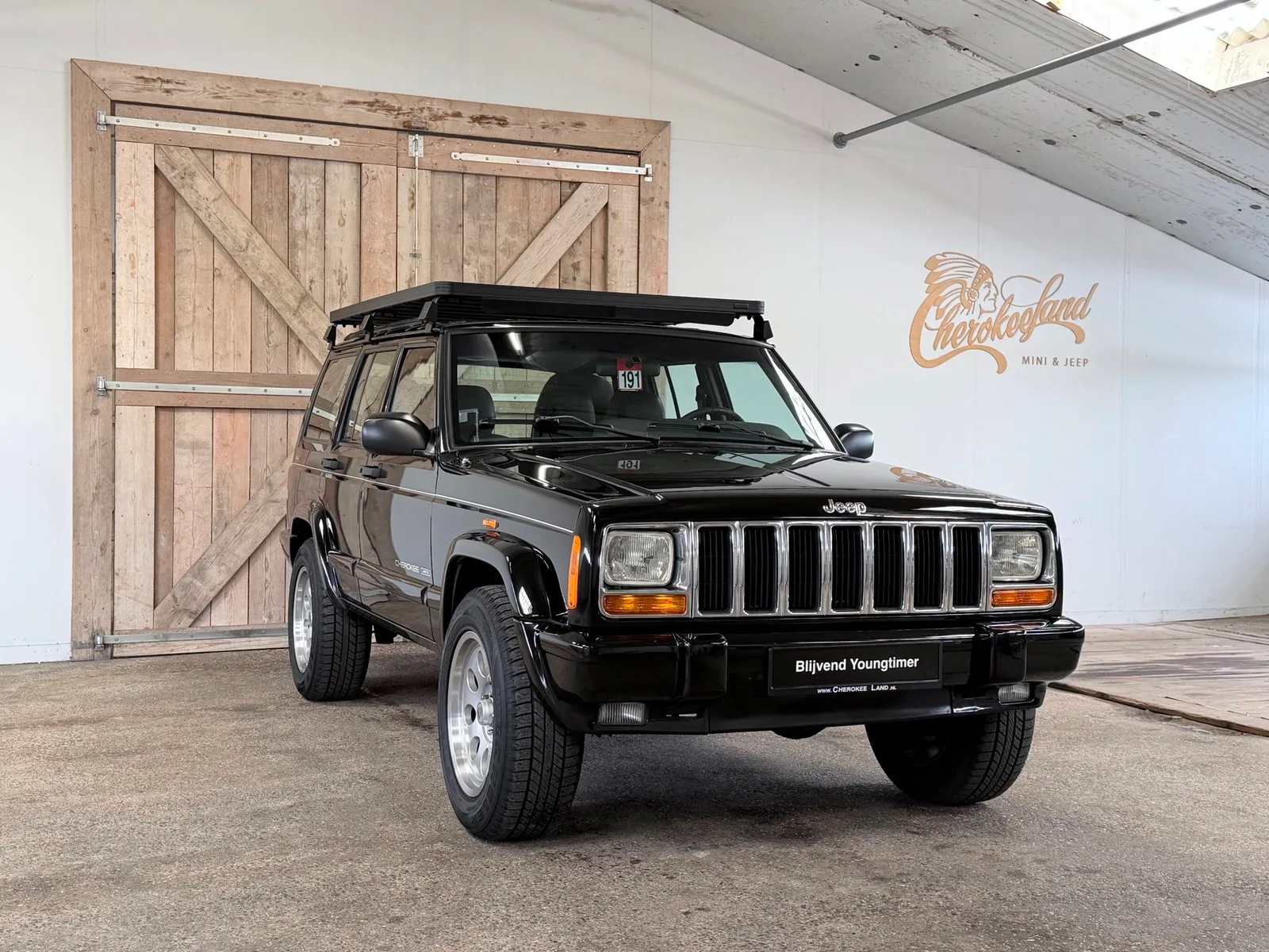Jeep Cherokee (2000) — foto 1