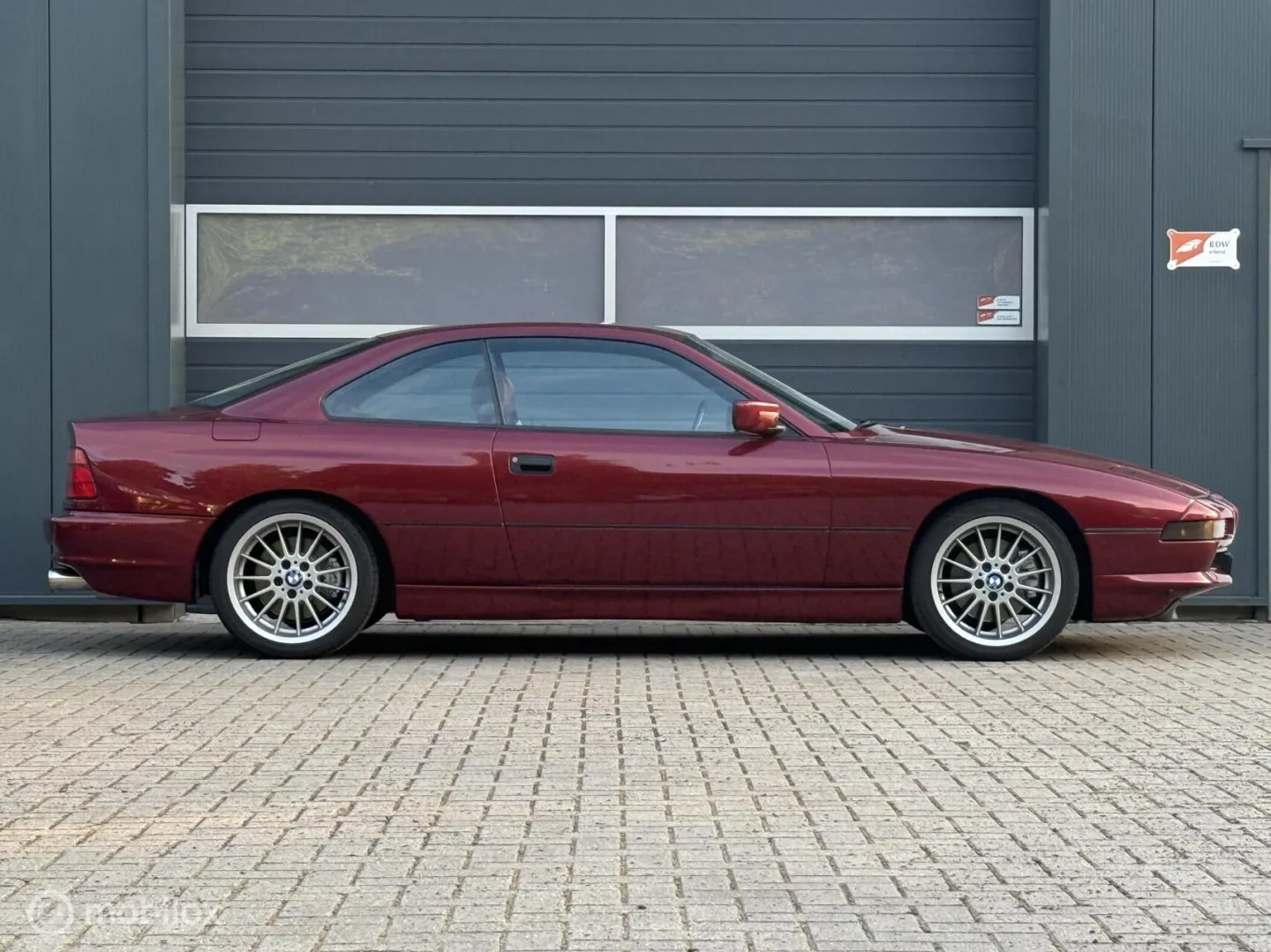 BMW 8-Serie (1992) — foto 1