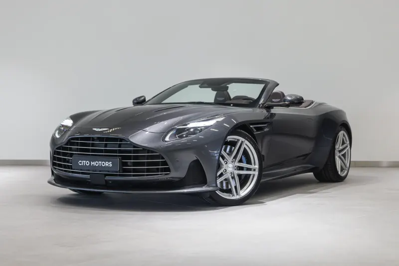 Aston Martin DB12 Volante (2026)