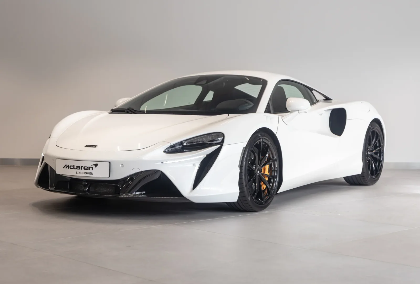 McLaren Artura (2025) — foto 1