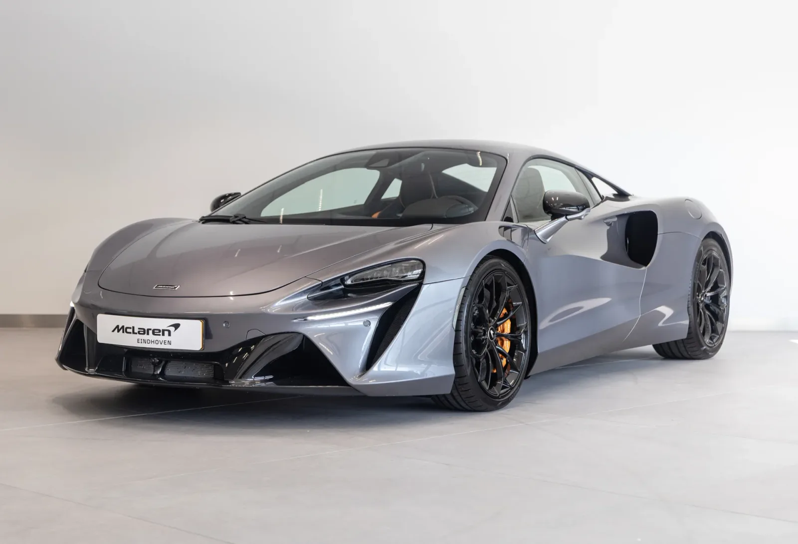 McLaren Artura (2025) — foto 1