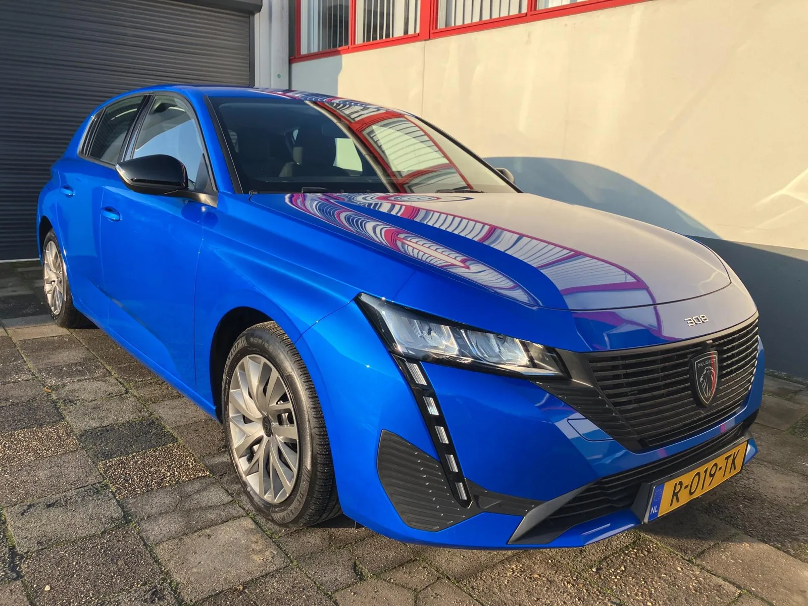 Peugeot 308 (2022) — foto 1