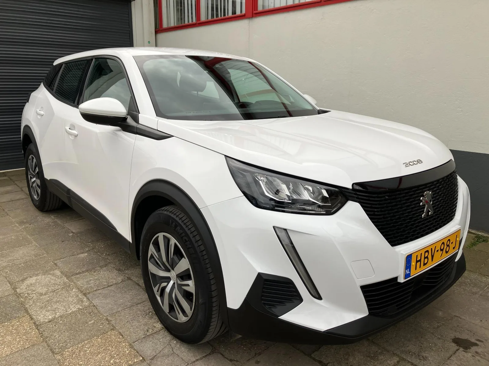 Peugeot 2008 (2020) — foto 1