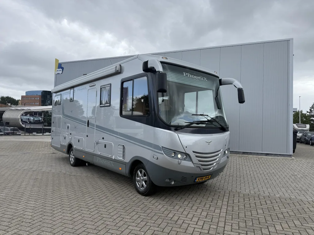 Phoenix Liner (2011) — foto 1