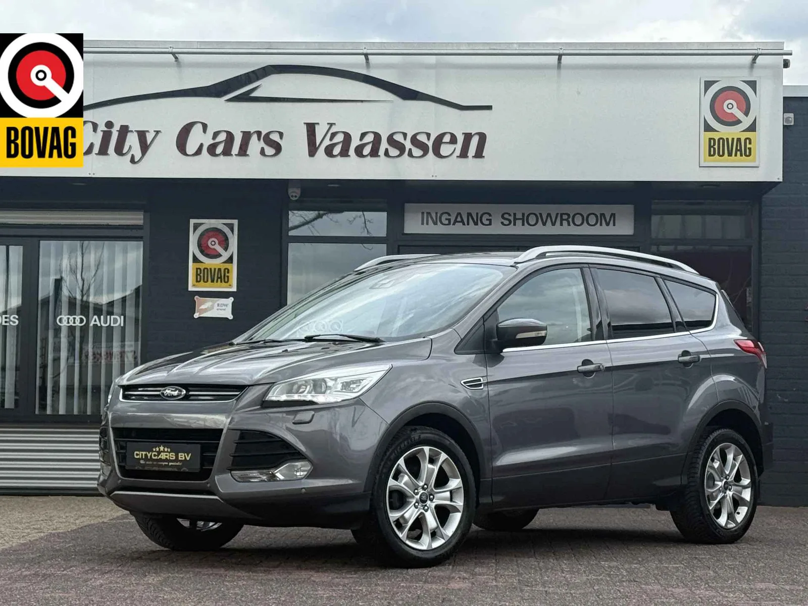 Ford Kuga (2014) — foto 1