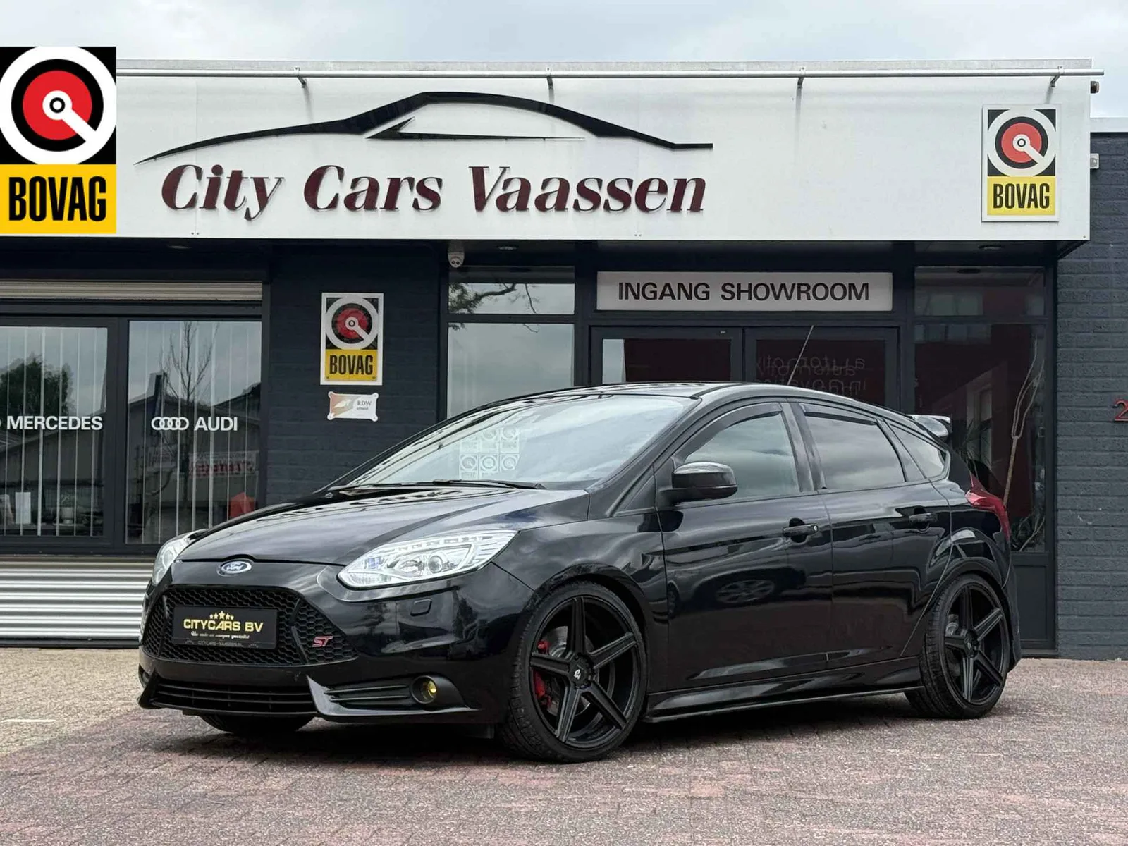 Ford Focus (2012) — foto 1