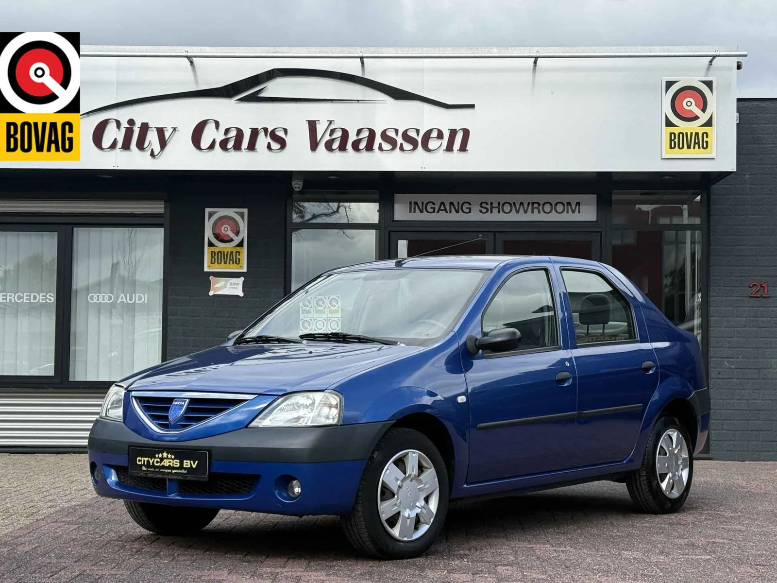 Dacia Logan (2006) — foto 1