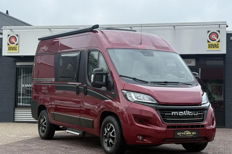 Malibu Van (2020)