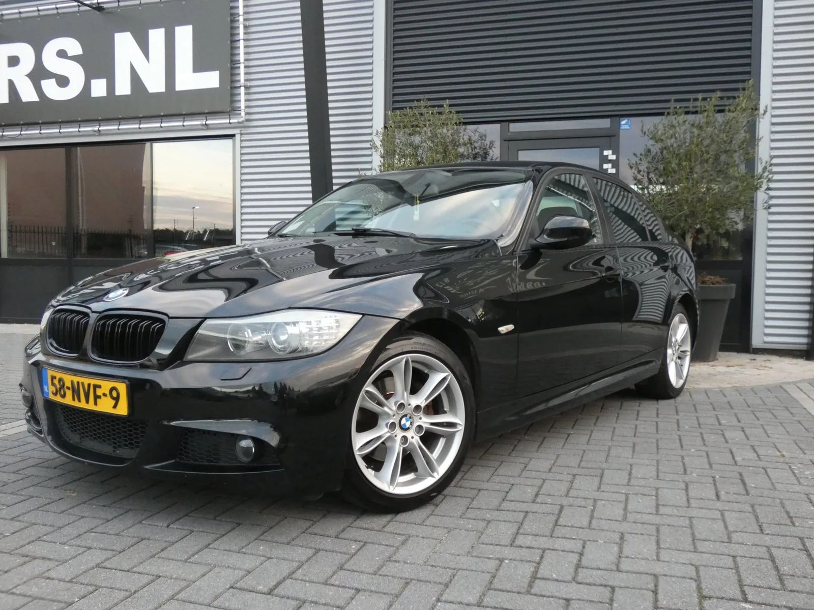 BMW 3-Serie (2010) — foto 1