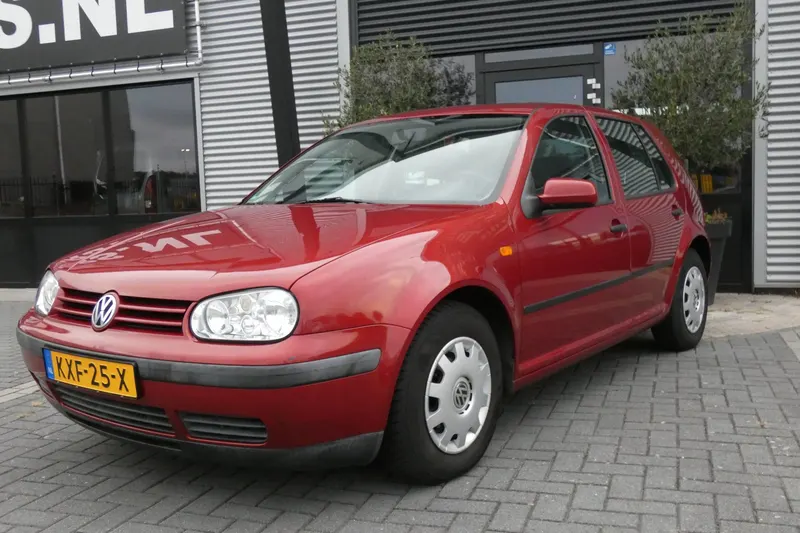 Volkswagen Golf (1998)